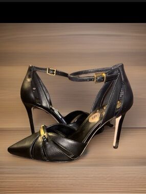 Vince Camuto Kaimer  black with ankle strap pumps, Women’s size 8